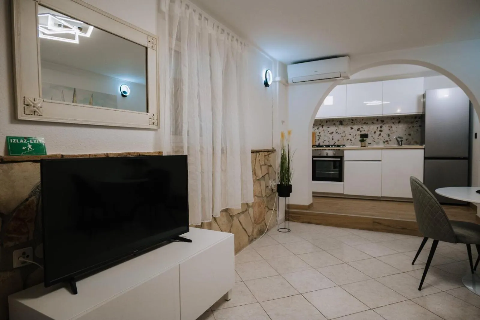 Apartman Nord2 S Romanticnom Privatnom Terasom Rovinj
