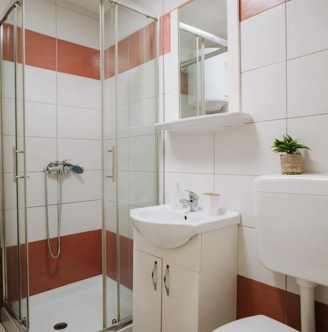Apartman Nord2 S Romanticnom Privatnom Terasom Rovinj